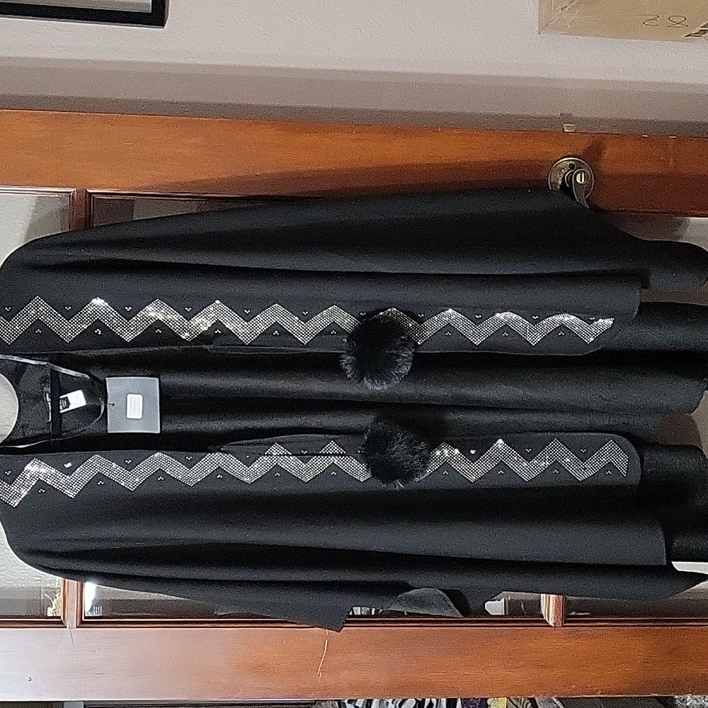 Marc New York Black Poncho